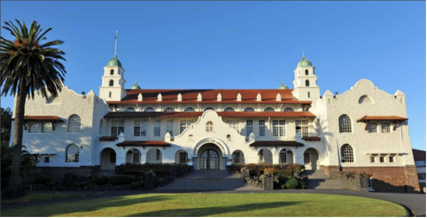 奥克兰文法学校